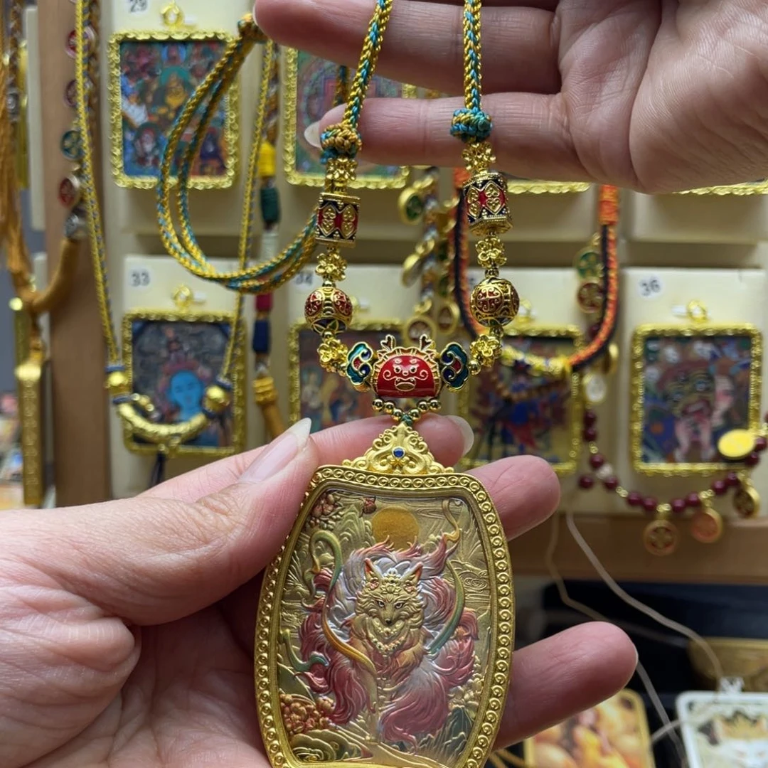 吊坠清**段唐卡一步到位后又在其