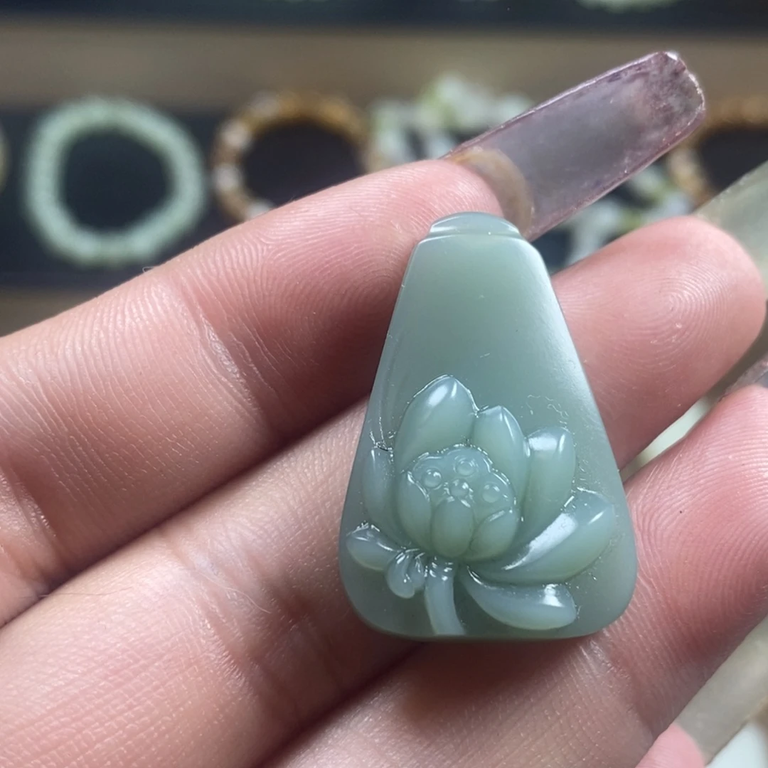 和田玉（碧玉）未镶嵌颈饰