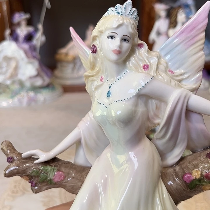 杯欧洲中古瓷器摆件