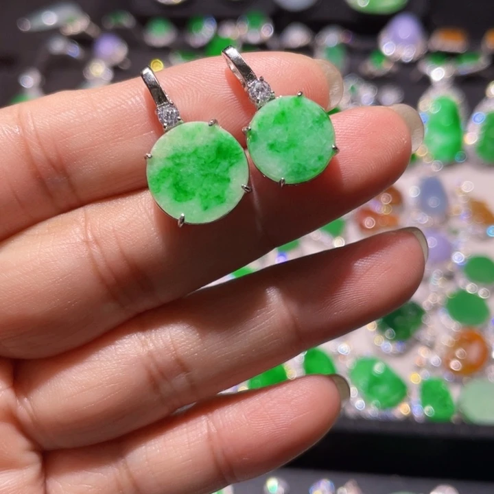 翡翠银S925镶嵌颈饰精品