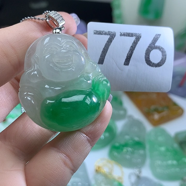 翡翠未镶嵌吊坠(赠链)