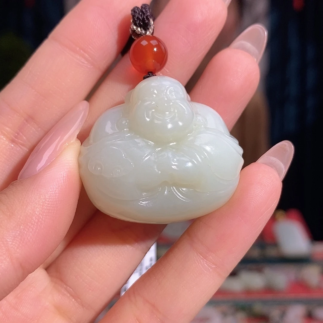 颈饰未镶嵌和田玉