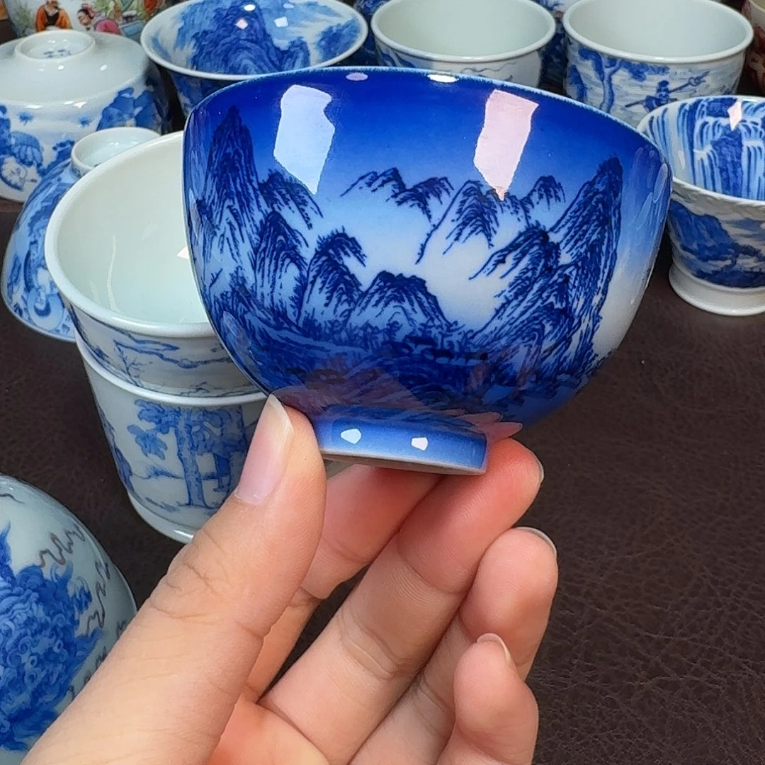 ****．现代景德镇陶瓷杯