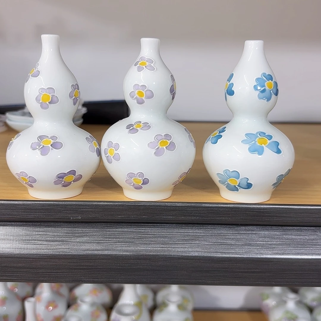 玄***比手绘高温釉下彩陶瓷