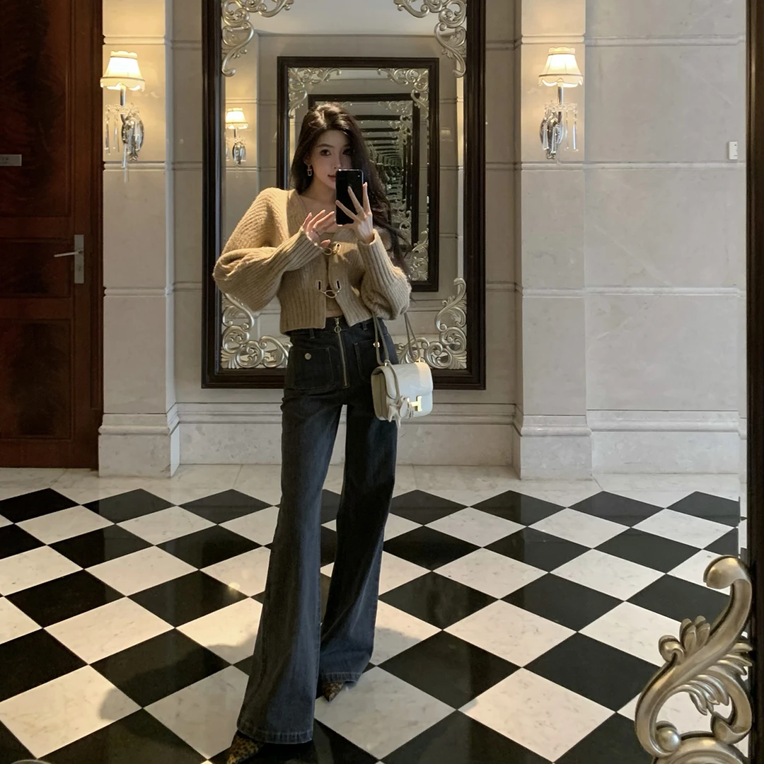 FBB limit冬季新款时髦喇叭牛仔裤女水洗竹节纹长裤D244044G