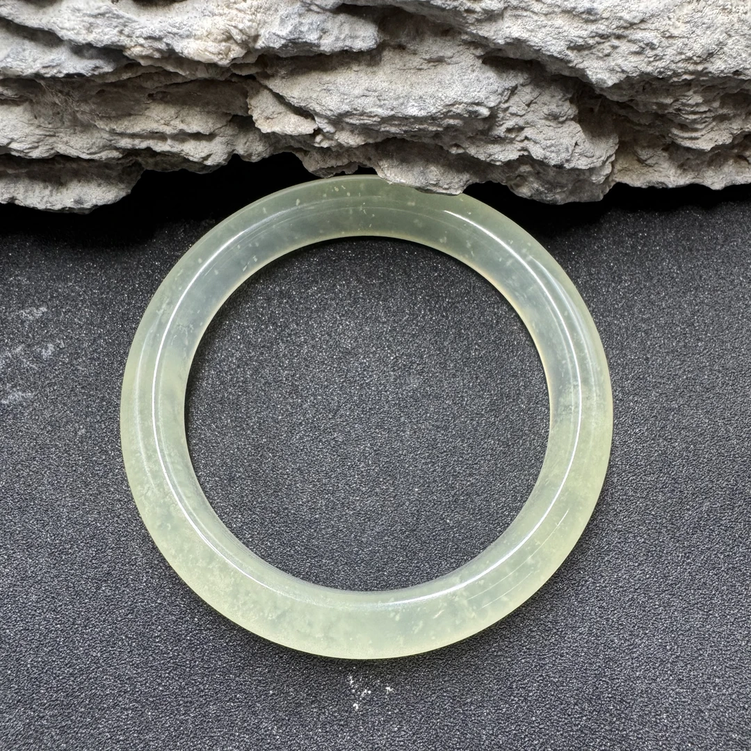 BY0125FXH标82 岫玉手镯