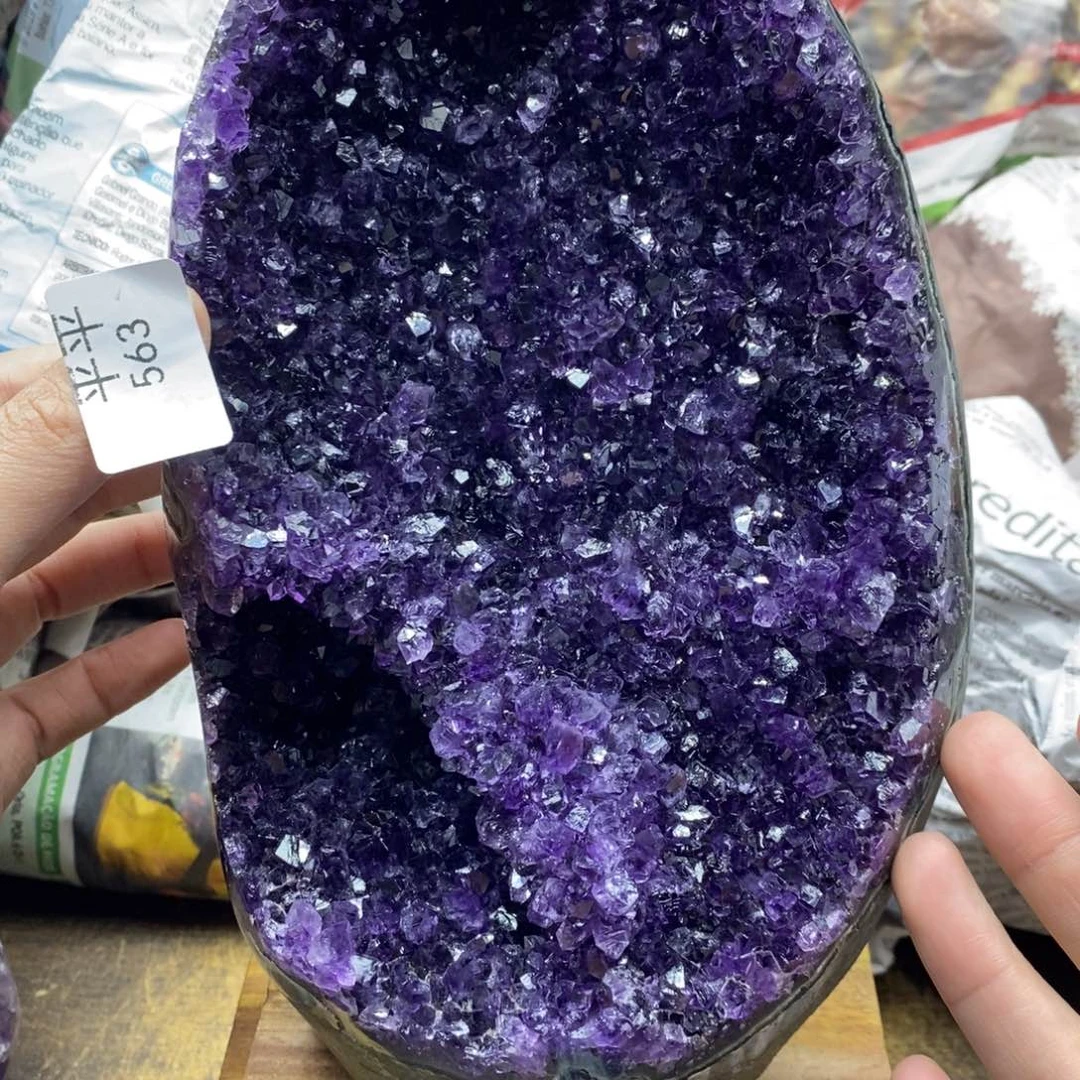 紫晶乌拉圭未镶嵌