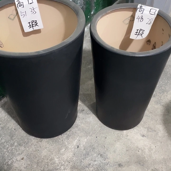 陶瓷材料的黑色直筒一套