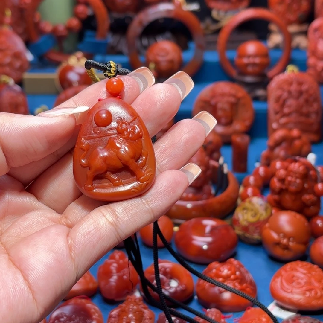 未镶嵌雕刻南红玛瑙?****?