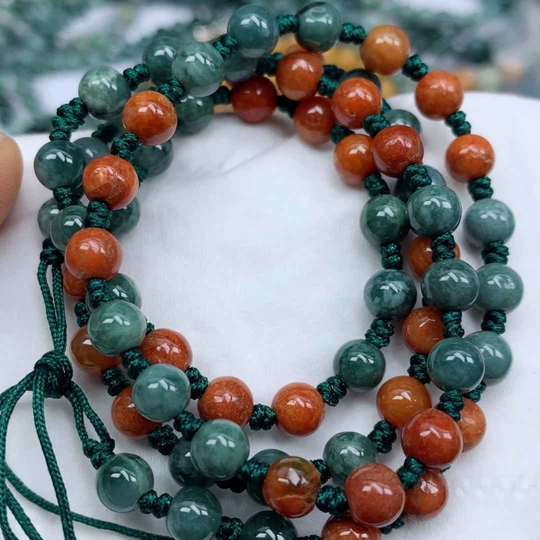 翡翠颈饰未镶嵌手串