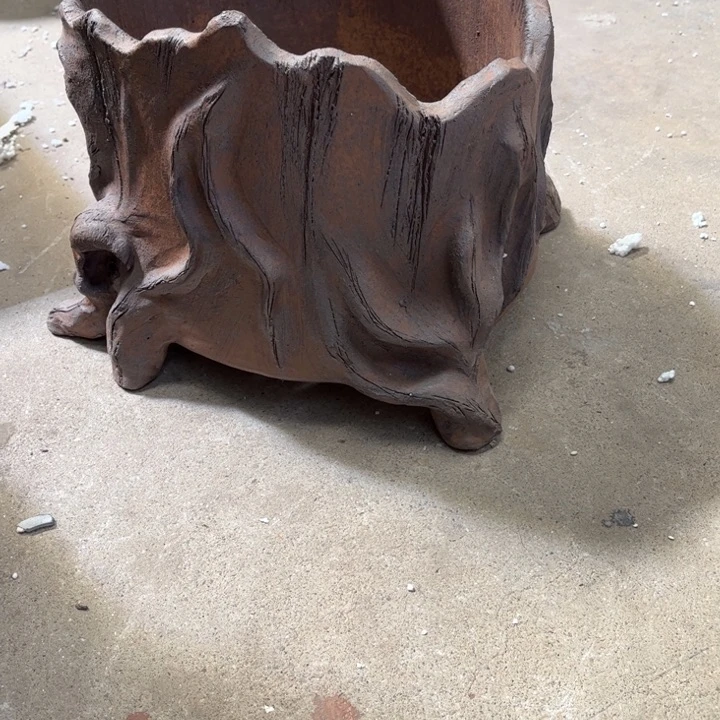 刘***货紫砂公道杯宜兴紫砂工艺厂。