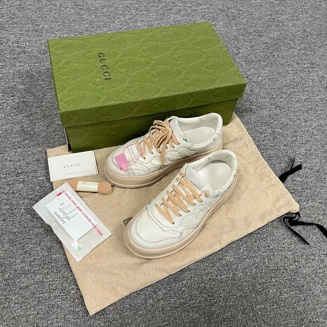 99新 AMIPARIS gucci白色饼干鞋 37.5码