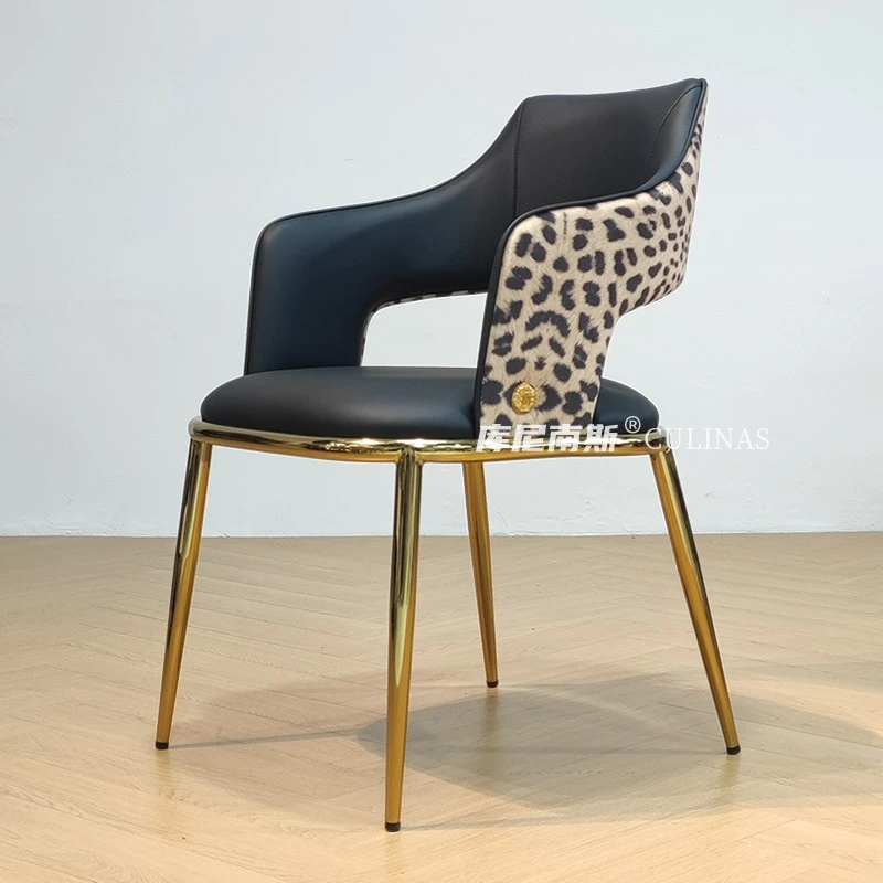 意式餐椅家用设计感豹纹餐椅斑马纹高级感岛台餐椅极简化妆椅子