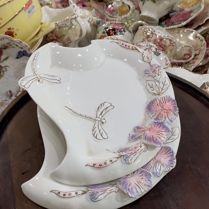 瓷片两个，1111111111111111.8英寸