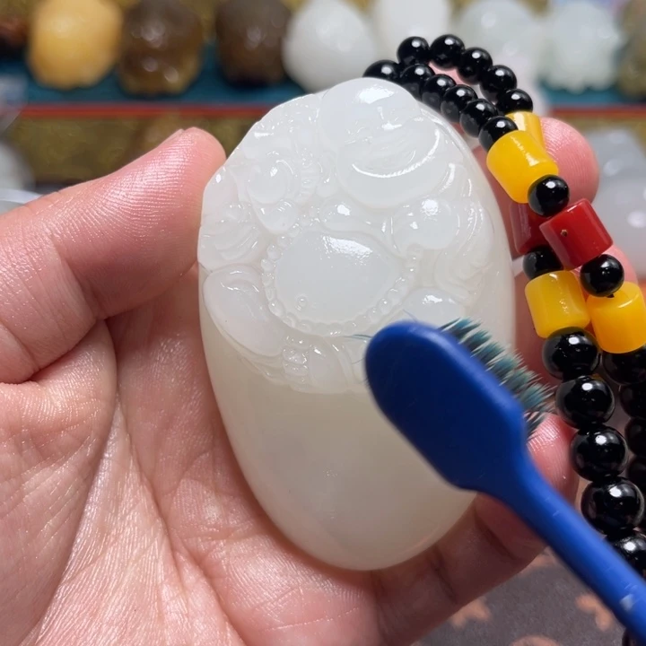 石材天然方解石手把件不退换