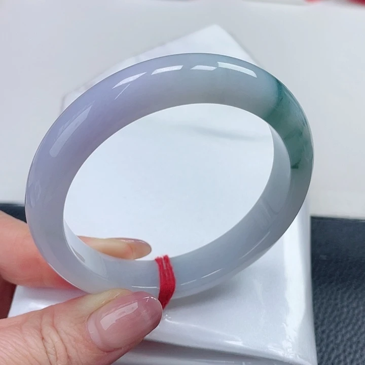 翡翠手镯未镶嵌缅甸翡翠