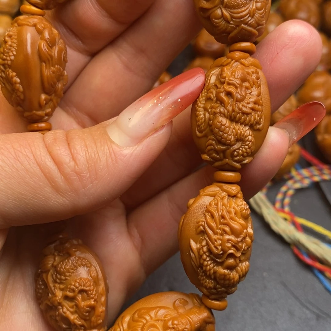 橄榄核吊坠1.8龙财神