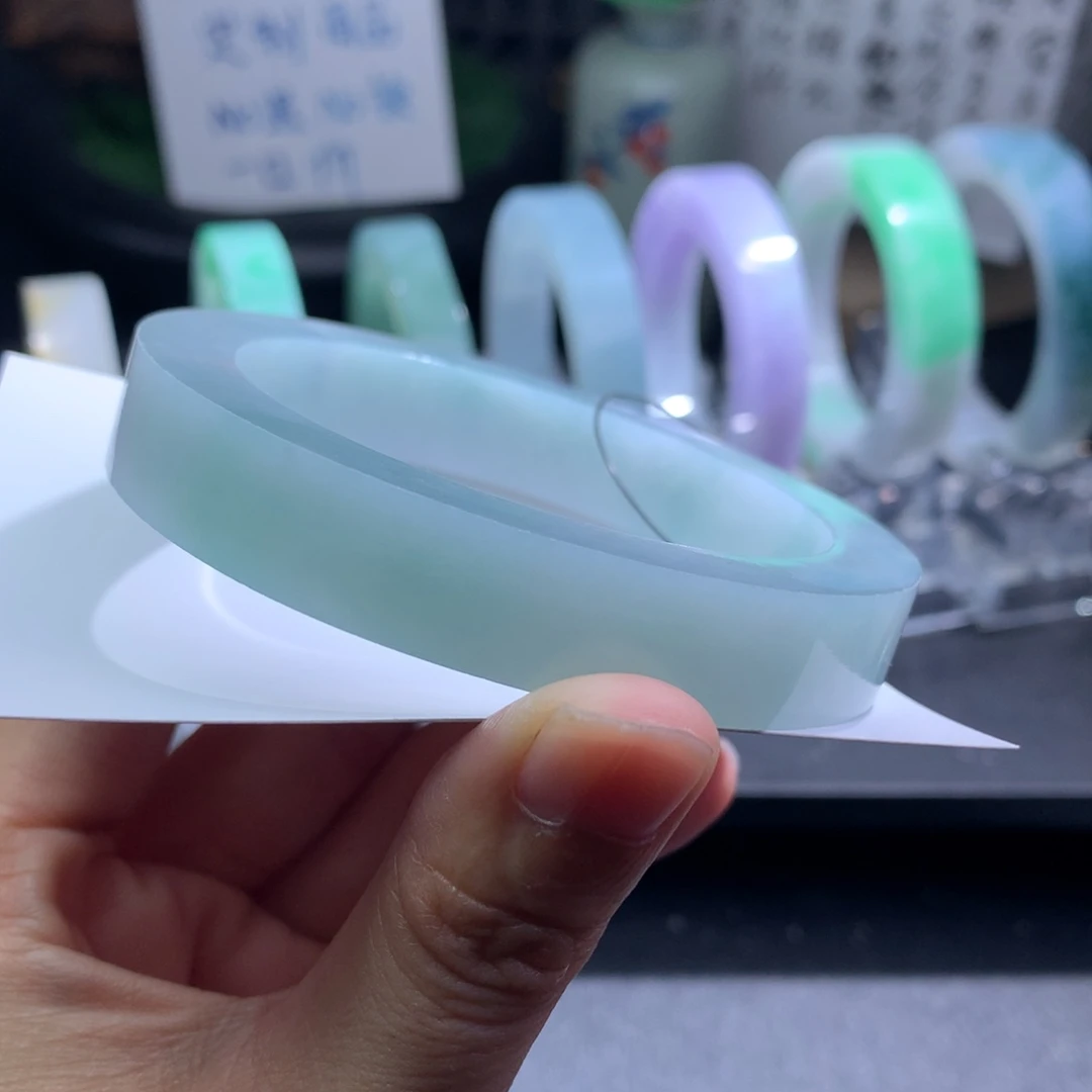 未镶嵌手镯定制翡翠