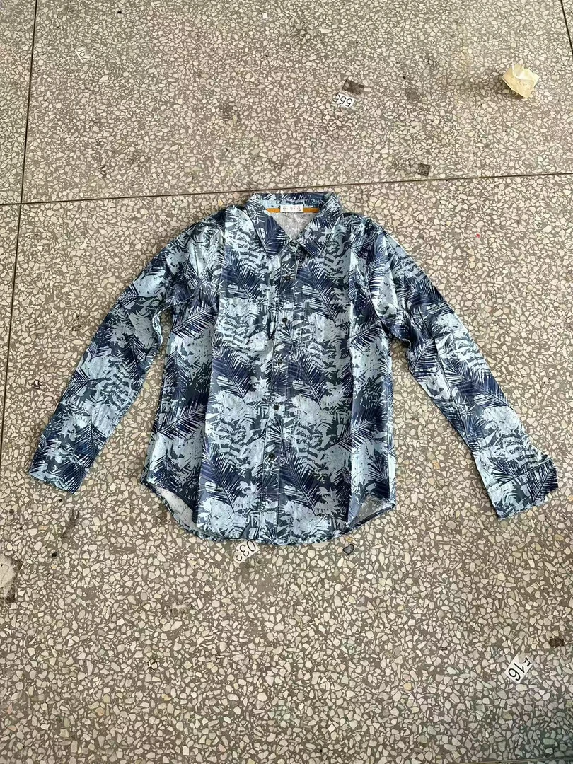 《兵哥外贸》蓝色树叶衬衫 发一件