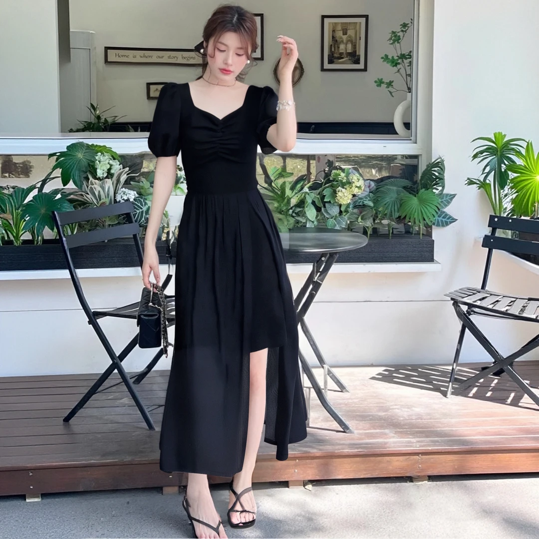 A胖mm法式V领露锁骨短袖连衣裙女夏季设计感收腰显瘦开叉长裙1478