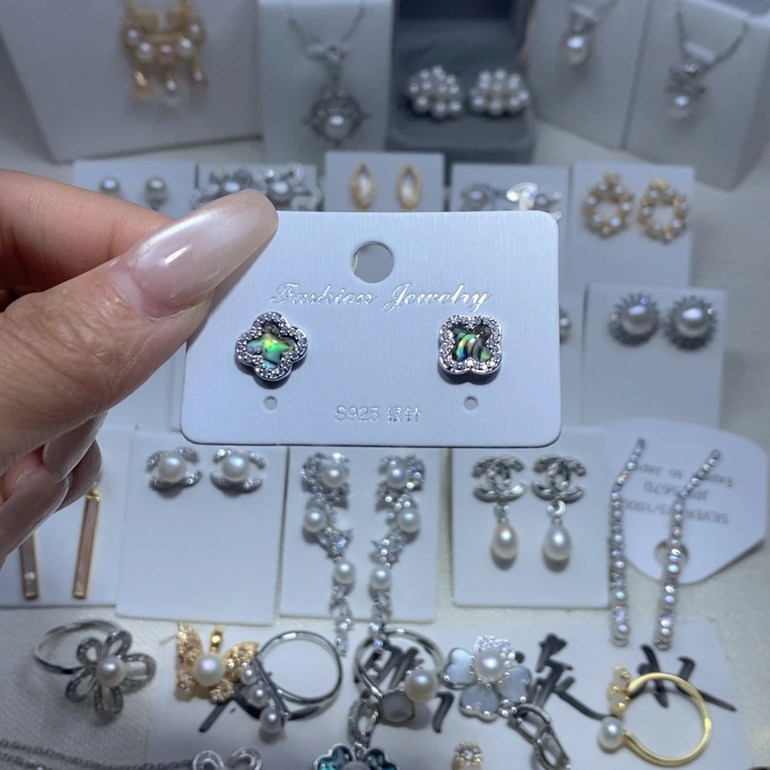 耳饰未镶嵌淡水珍珠