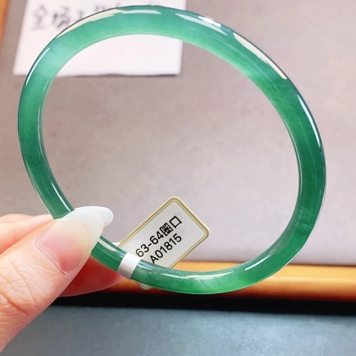 翡翠未镶嵌手镯翡翠手镯25