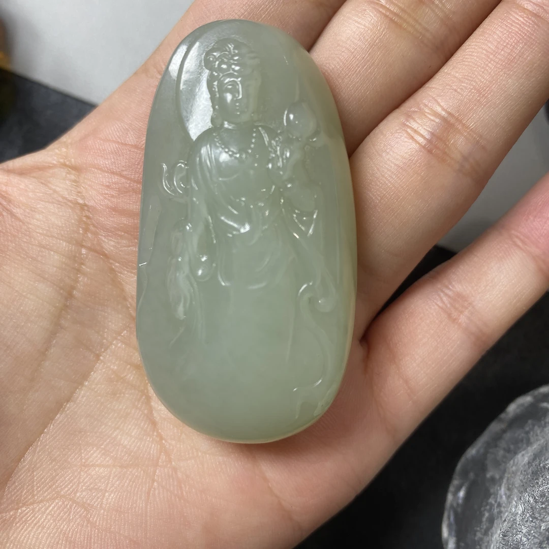 天然和田玉且末观音
