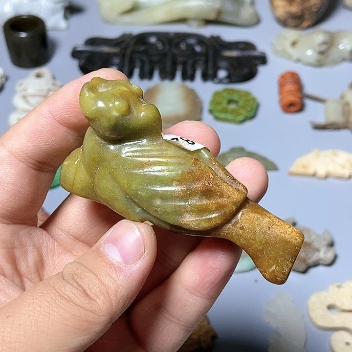 和田玉未镶嵌颈饰60