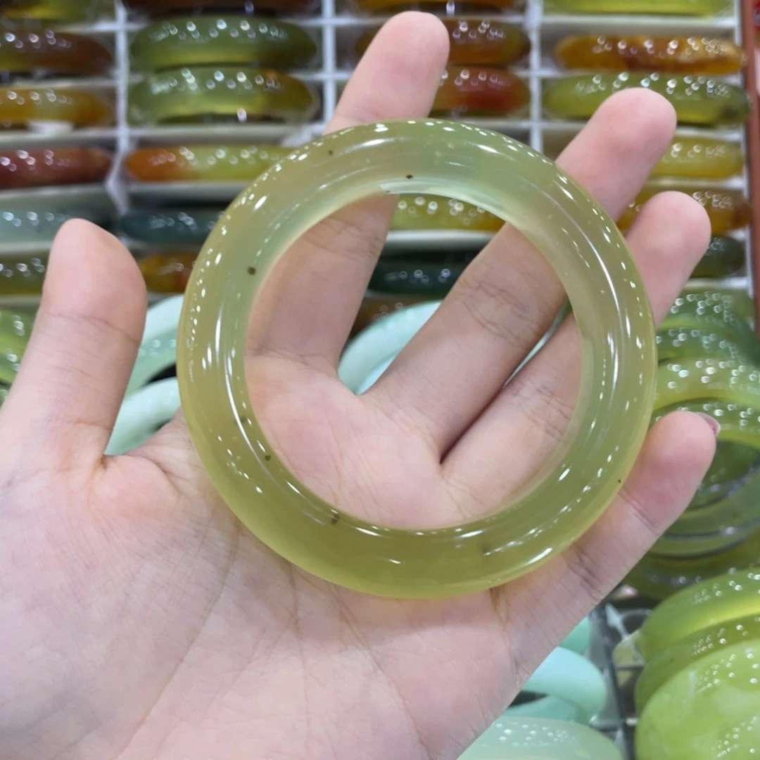 未镶嵌蛇纹石玉手镯