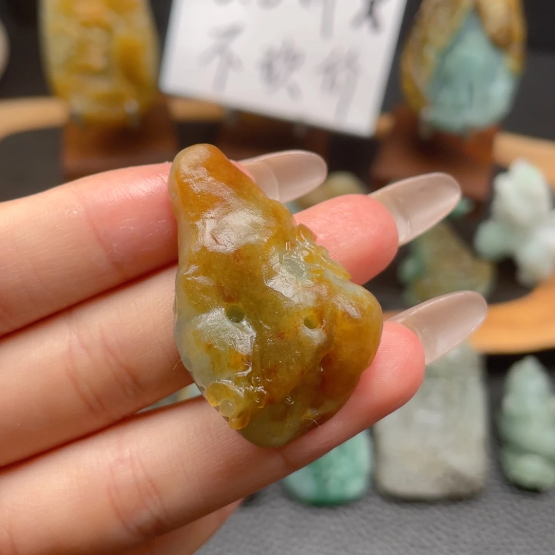 定制翡翠未镶嵌翡翠