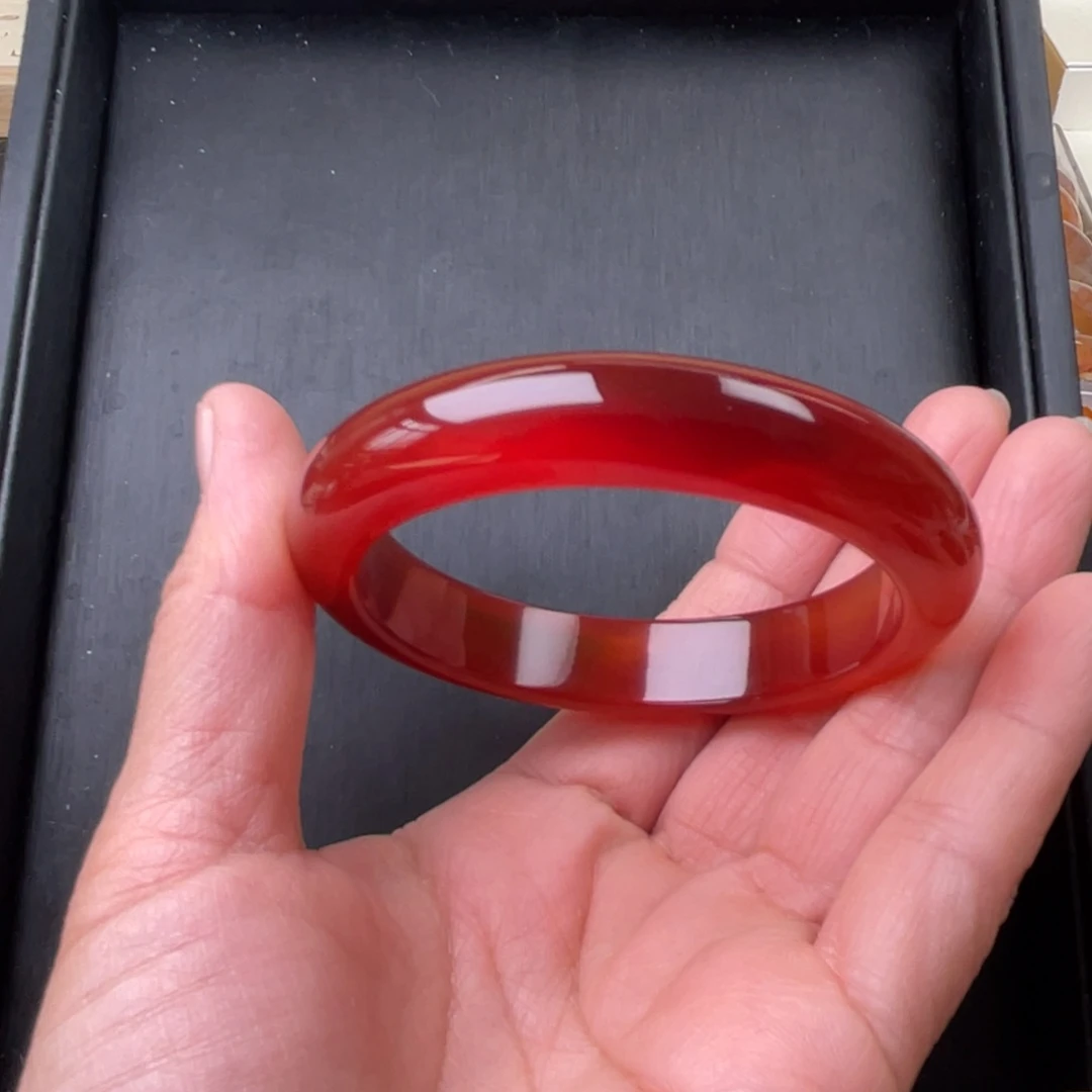 玛瑙/玉髓手镯未镶嵌酸*溜