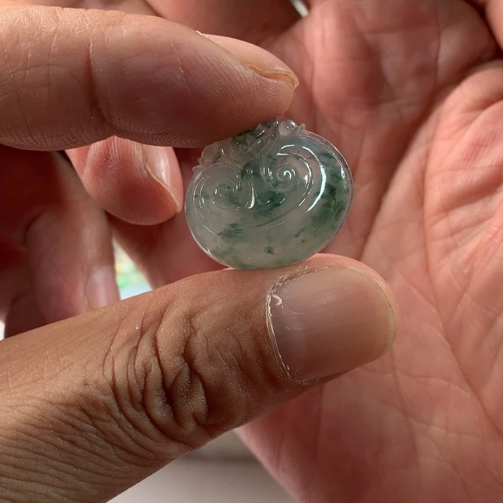 定制翡翠未镶嵌这****直翡翠