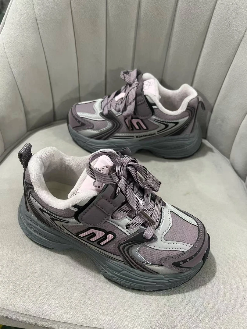 小MM步运动休闲鞋断码