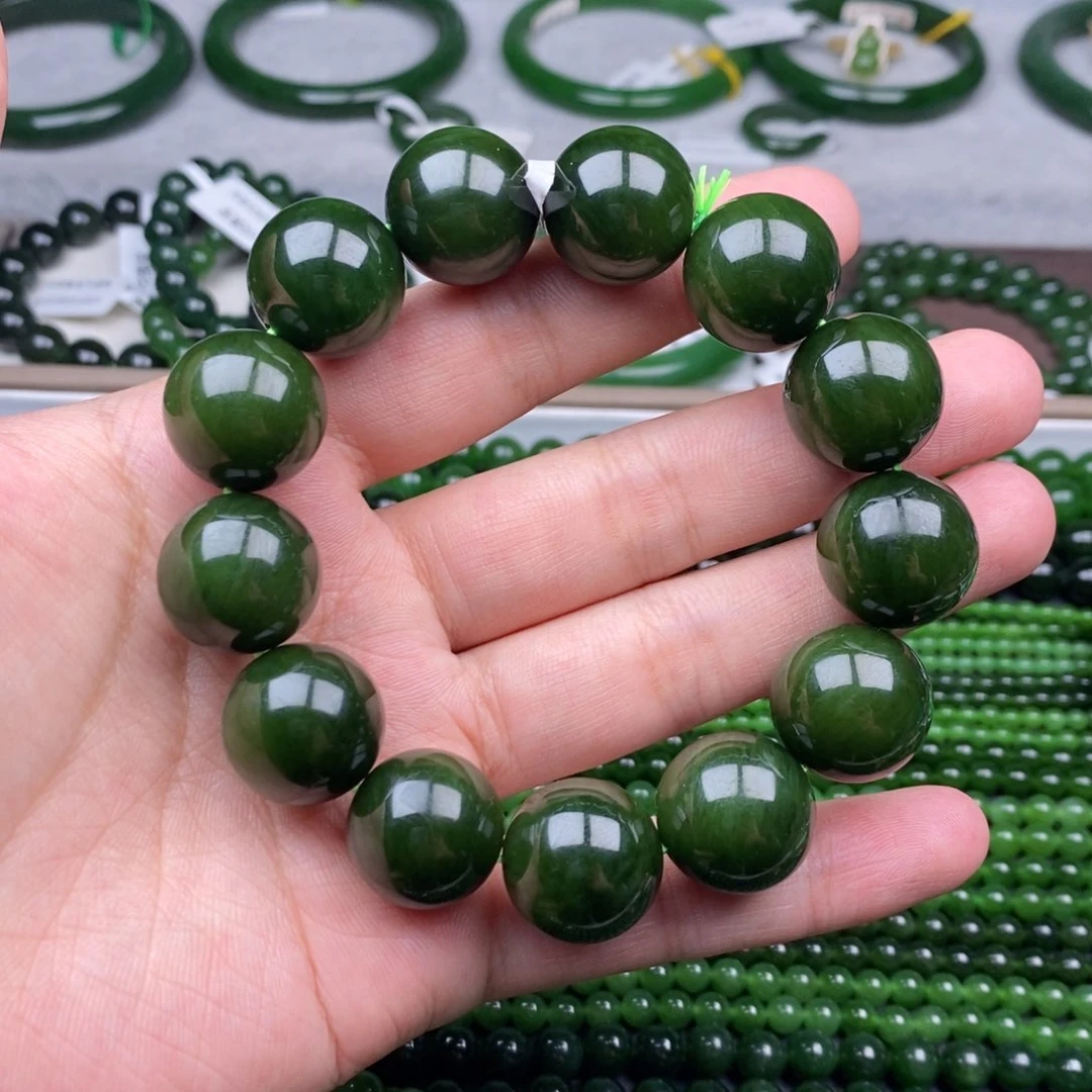 未镶嵌手串和田玉（碧玉）戈**洋