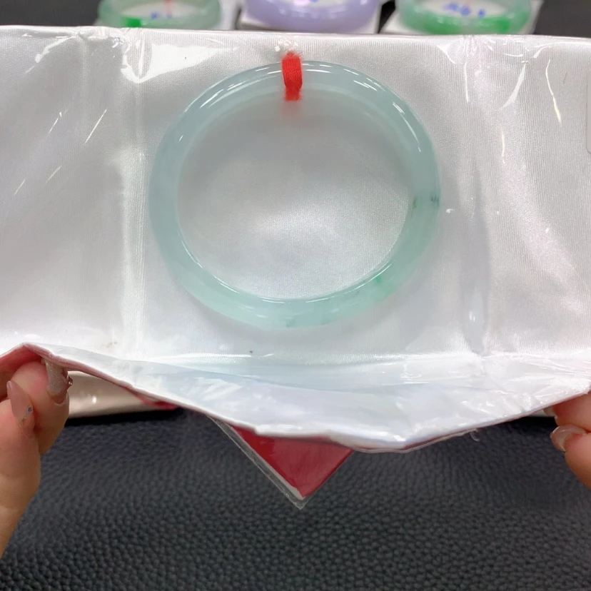 【闪购商品】翡翠手镯未镶嵌翡翠