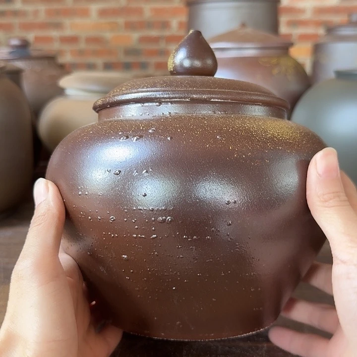 钦州坭兴陶茶叶罐瑕疵