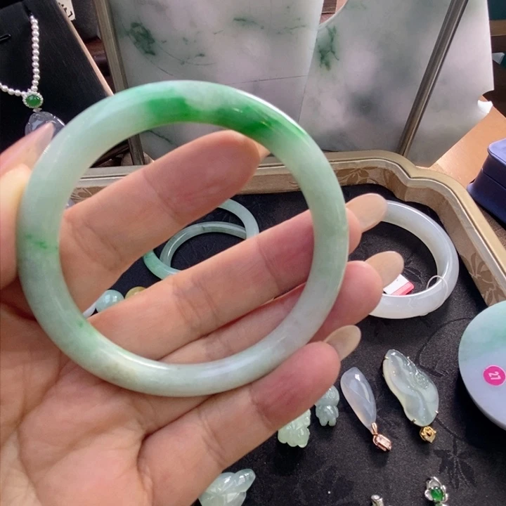 颈饰未镶嵌翡翠55圈口