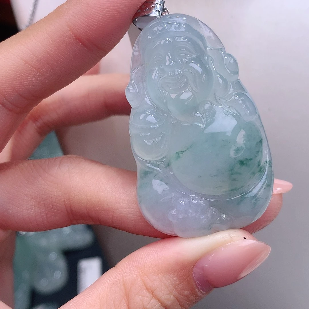 颈饰18K金镶嵌翡翠飘花大财爷