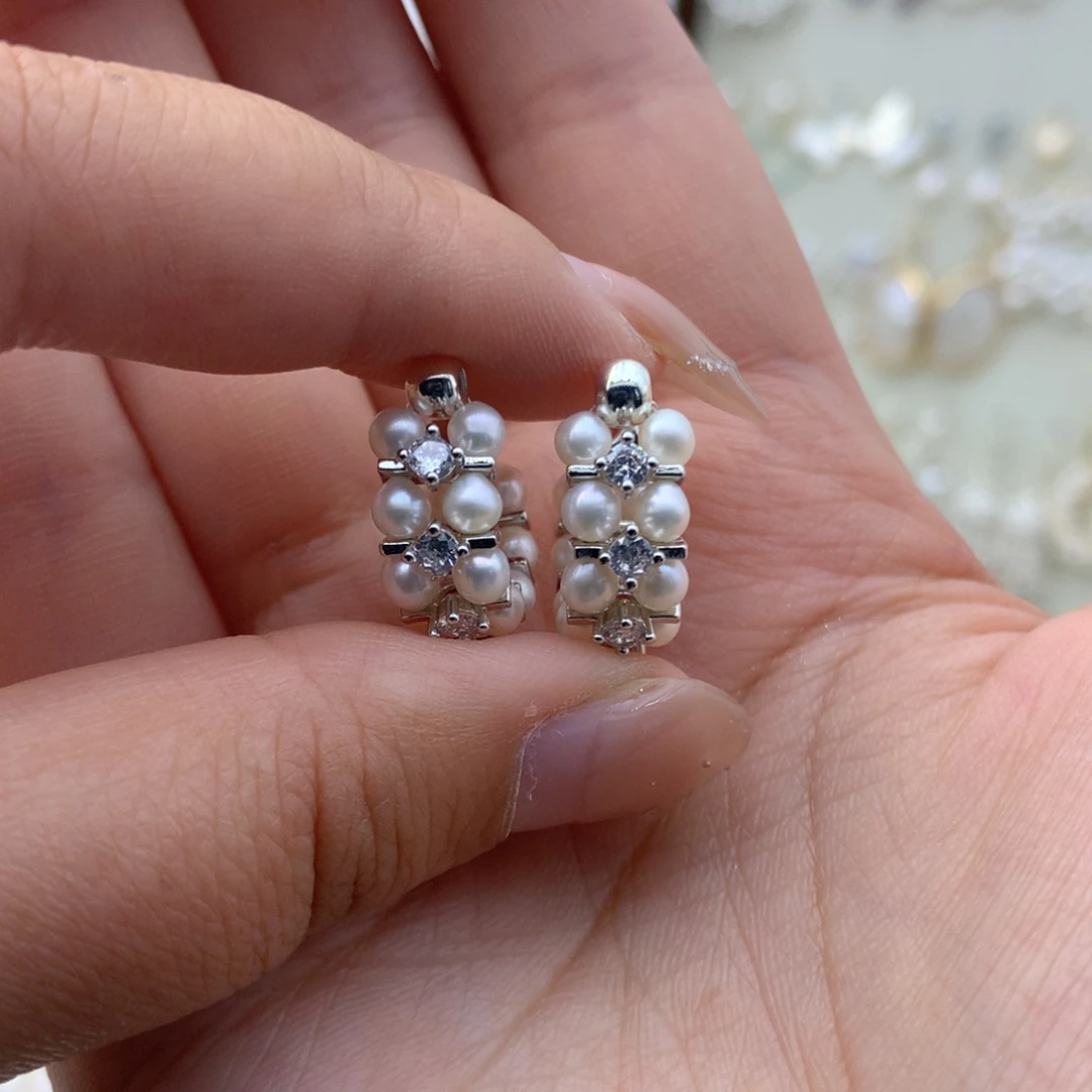 淡水珍珠颈饰合金