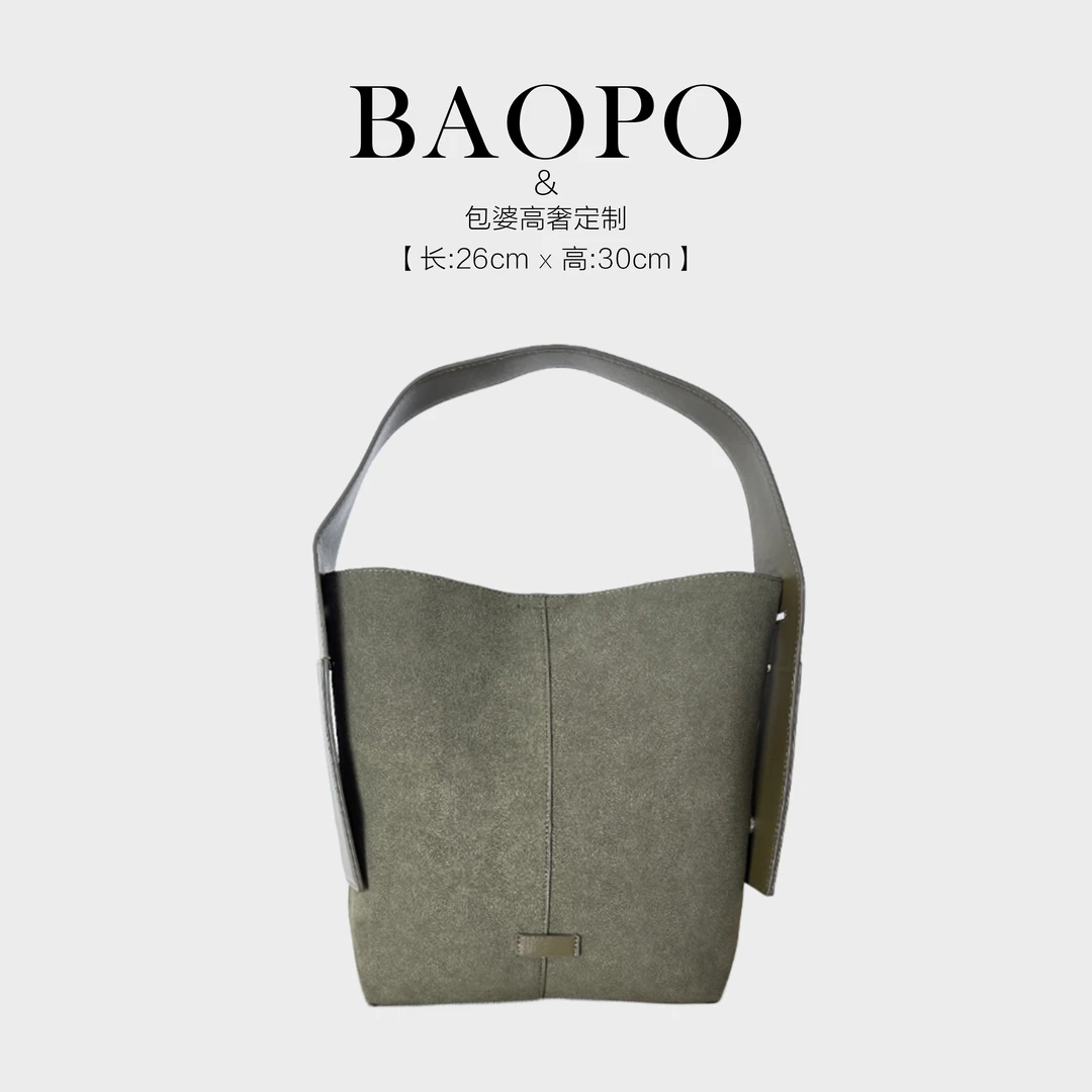 【BAOPO】耐磨双肩包经典秋冬轻职风学院风大号黑银刺绣防盗