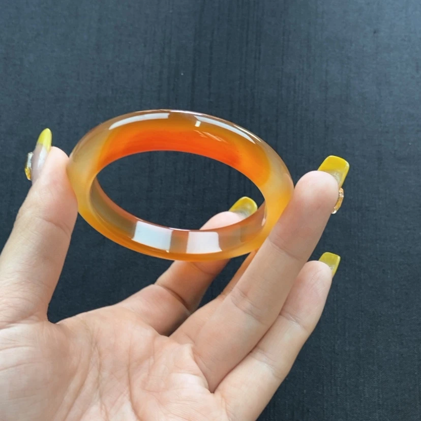 【闪购商品】玛瑙/玉髓手镯未镶嵌沙****常