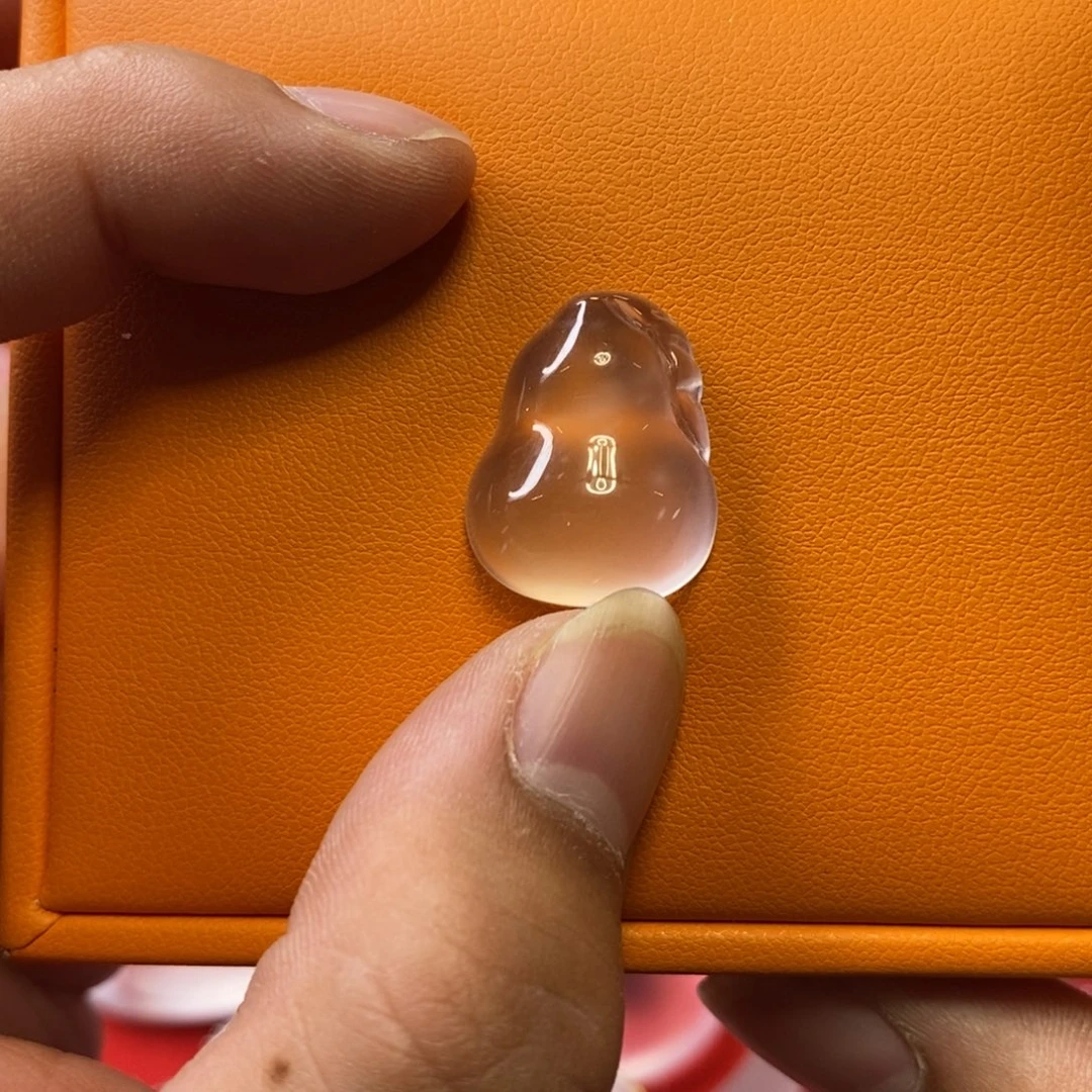 石英质玉未镶嵌吊坠