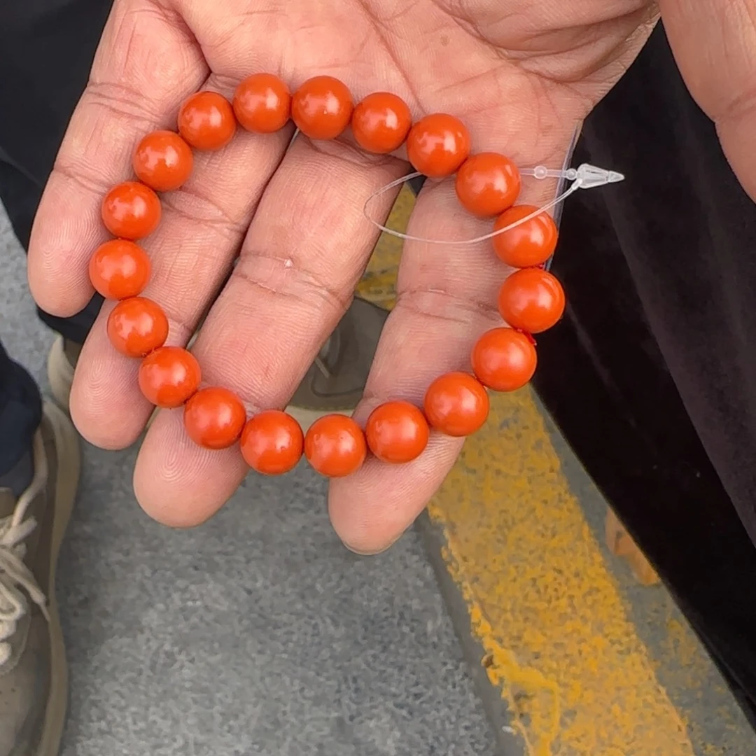 南红玛瑙合金颈饰卡十的