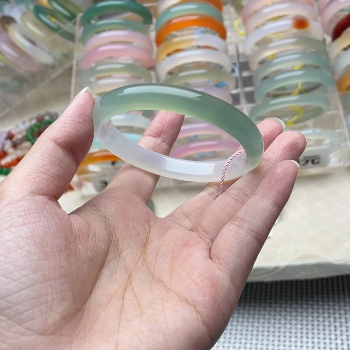 玛瑙/玉髓未镶嵌手镯55圈口