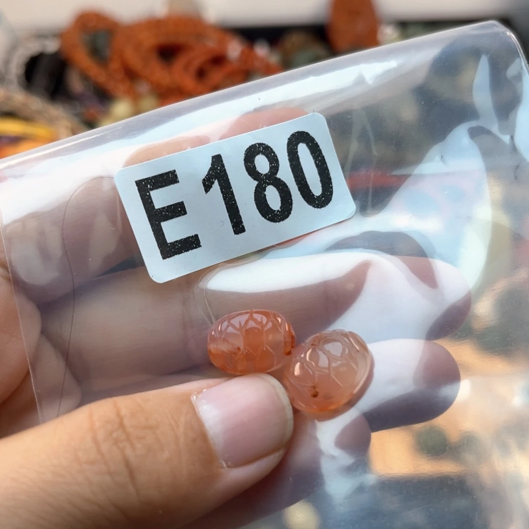 未镶嵌南红玛瑙珠宝奇石
