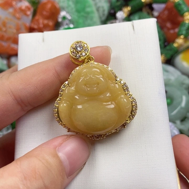 翡翠未镶嵌吊坠(赠链)