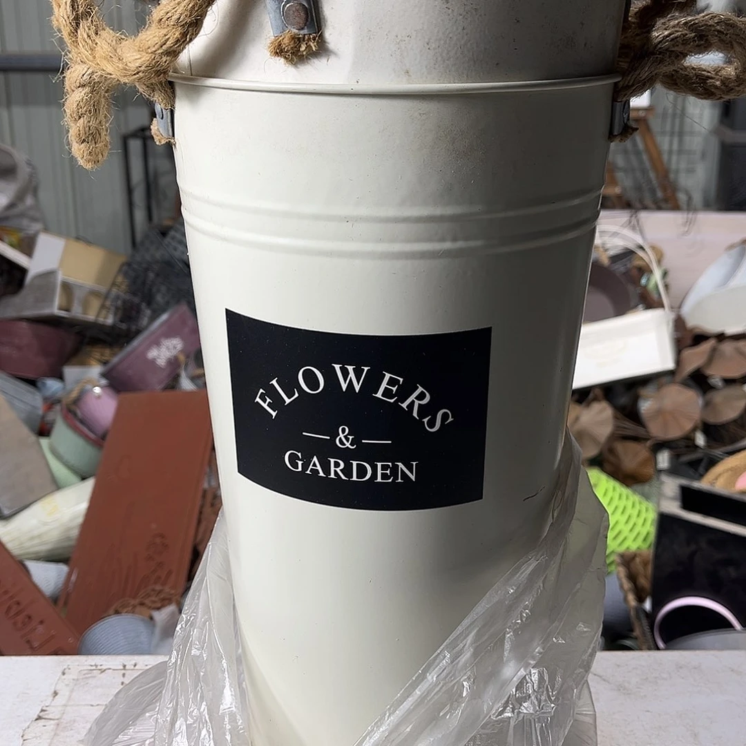 铁艺默认有瑕疵介意勿拍发出不退不换