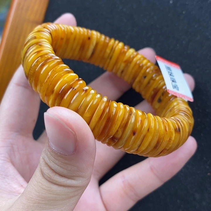 未镶嵌蜜蜡珠宝奇石