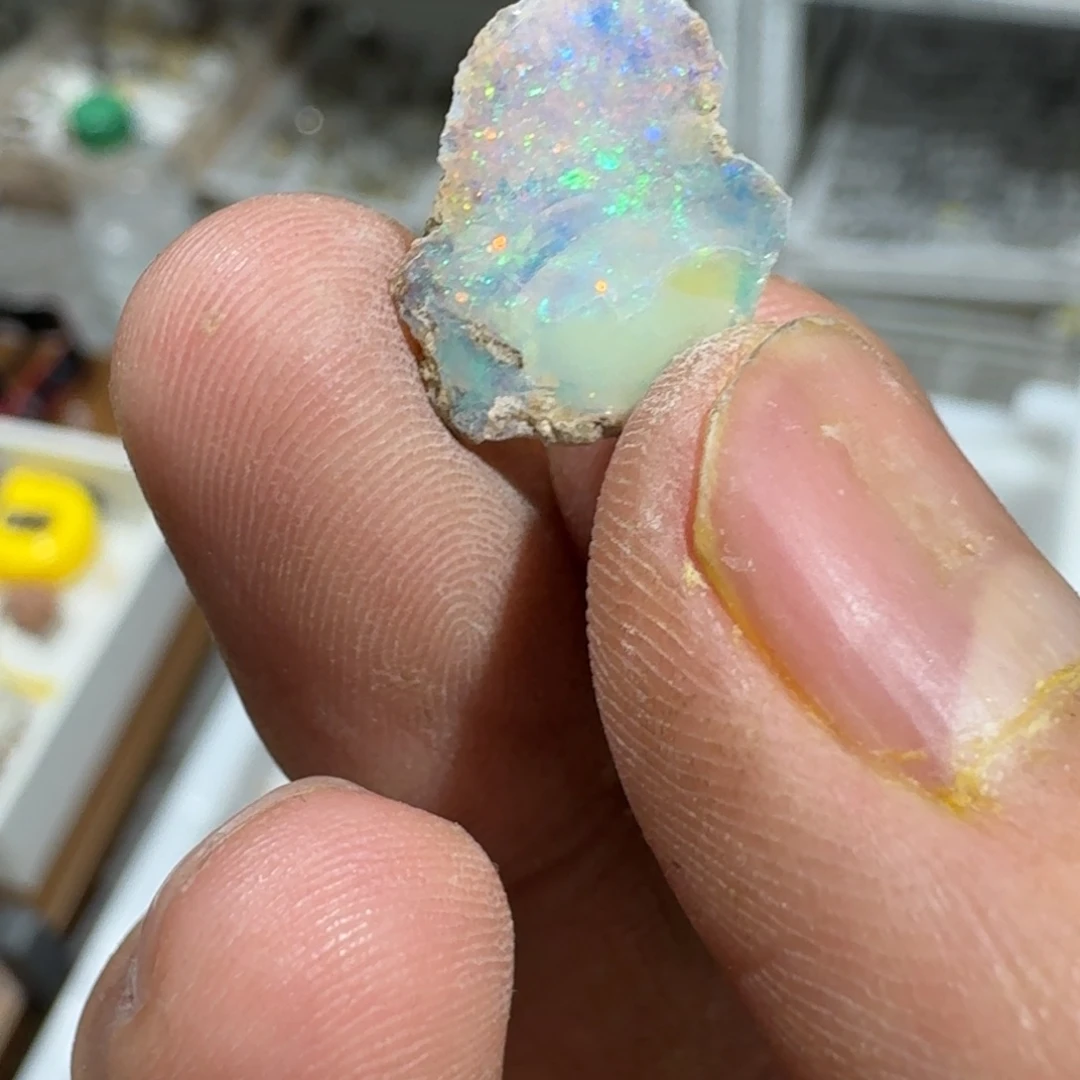 黑****头月下珠宝严选矿物