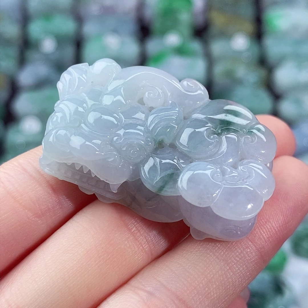 颈饰未镶嵌翡翠天然